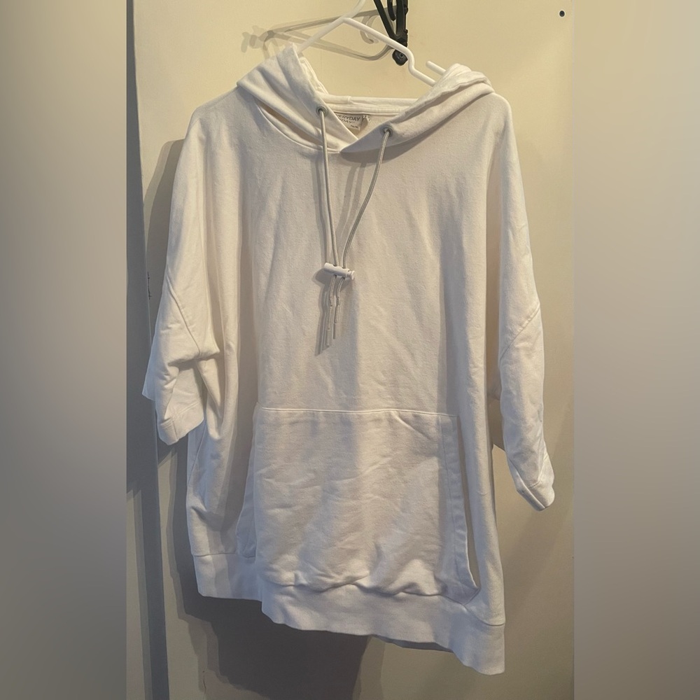 Everyday Sunday Cream Short Sleeve Hoodie Size X-Large